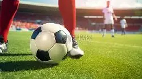 沈月恋情疑曝光，与长发男生共骑电瓶车牵手漫步街头